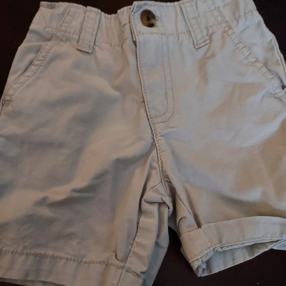 Baby Boy Lot of 2 Shorts - Khaki and Navy Blue in Size 12 - 18 M - Picture 3 of 7